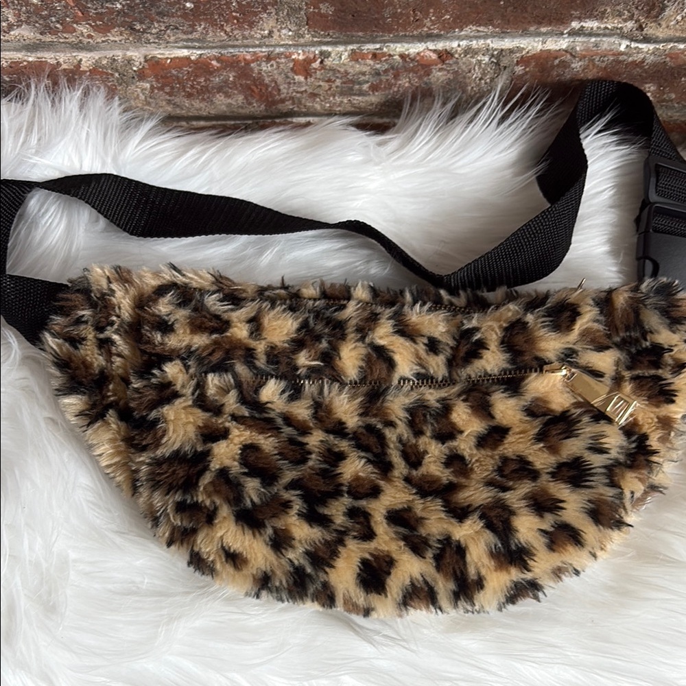 Leopard Print Faux Fur Fanny Pack